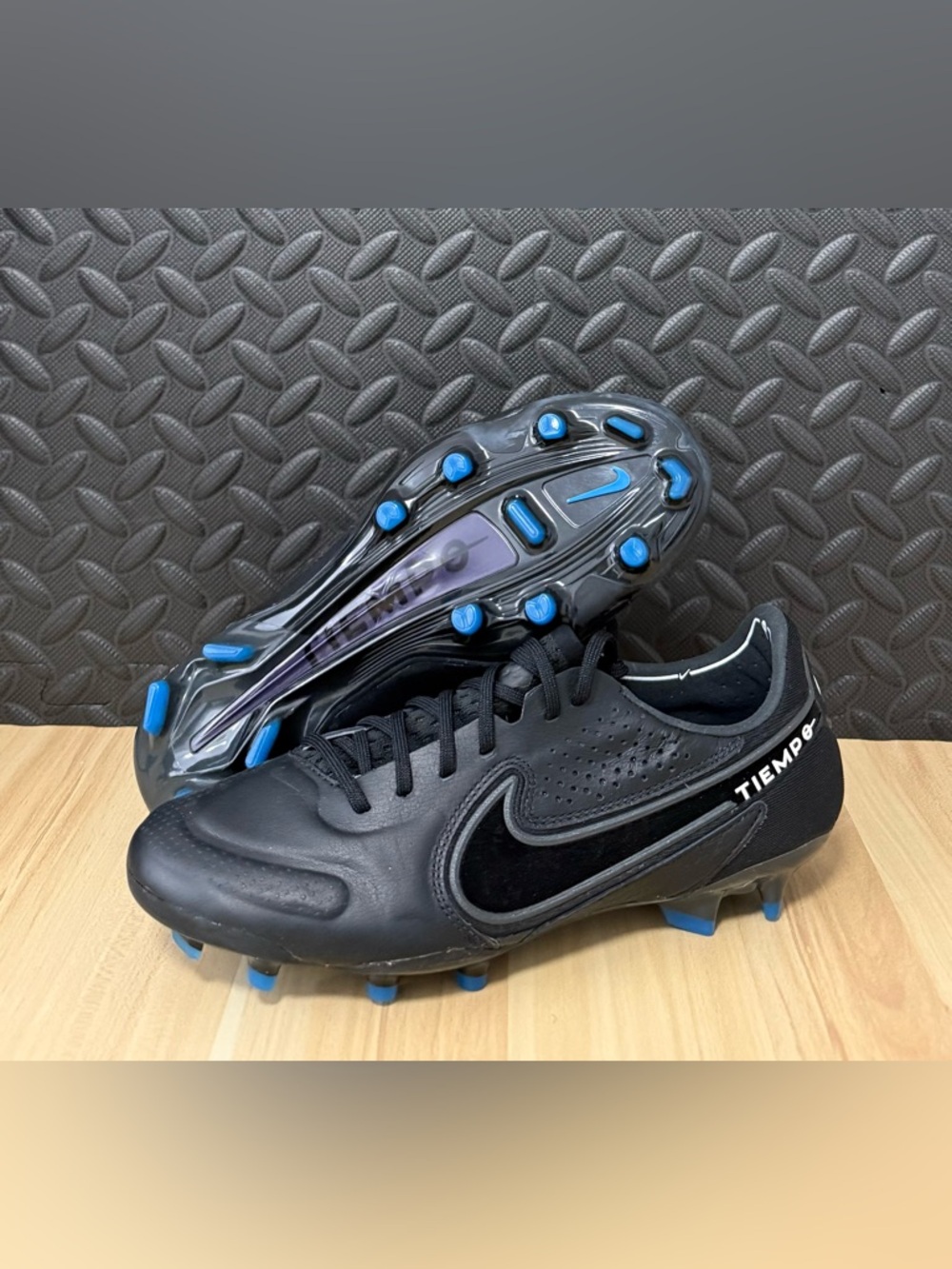 Nike Tiempo Legend 9 Elite FG Soccer Black CZ8482-001 Mens Size 6.5 Women Size 8